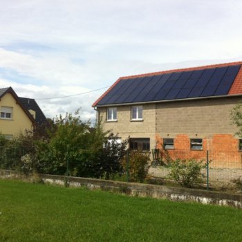 Exemples d'installation de panneaux solaires photovoltaïques - Solutions solaires pour l'habitation et les particuliers