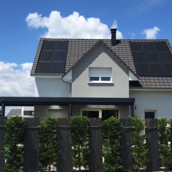 Exemples d'installation de panneaux solaires photovoltaïques - Solutions solaires pour l'habitation et les particuliers