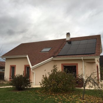 Exemples d'installation de panneaux solaires photovoltaïques - Solutions solaires pour l'habitation et les particuliers