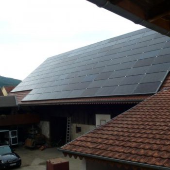 Exemples d'installation de panneaux solaires photovoltaïques - Solutions solaires pour les entreprises et exploitations agricoles