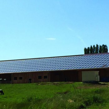 Exemples d'installation de panneaux solaires photovoltaïques - Solutions solaires pour les entreprises et exploitations agricoles