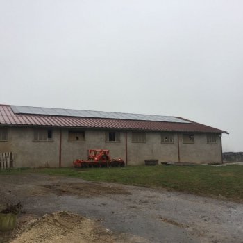 Exemples d'installation de panneaux solaires photovoltaïques - Solutions solaires pour les entreprises et exploitations agricoles