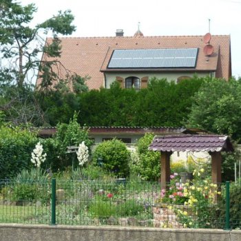 Exemples d'installation de panneaux solaires photovoltaïques - Solutions solaires pour l'habitation et les particuliers