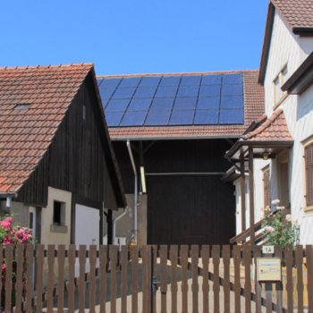 Exemples d'installation de panneaux solaires photovoltaïques - Solutions solaires pour l'habitation et les particuliers