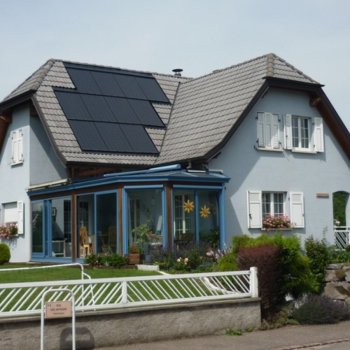 Exemples d'installation de panneaux solaires photovoltaïques - Solutions solaires pour l'habitation et les particuliers