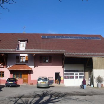 Exemples d'installation de panneaux solaires photovoltaïques - Solutions solaires pour l'habitation et les particuliers